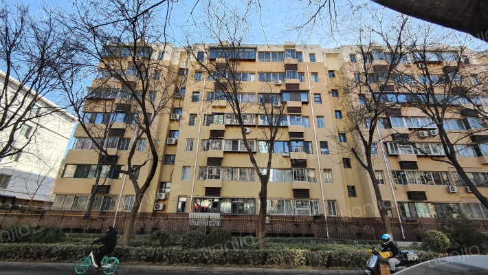 元南路小区外景图