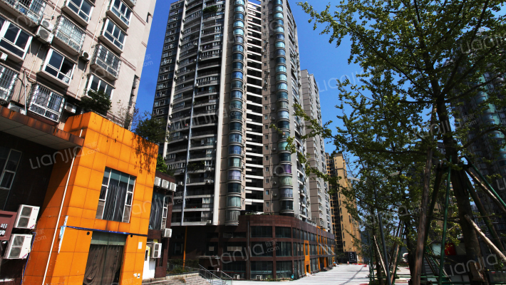 重齿集资楼外景图