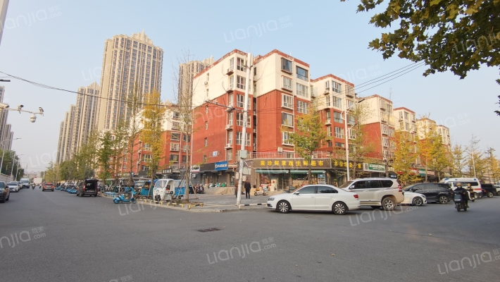 品阁小区外景图