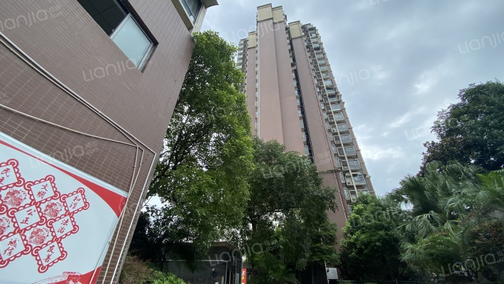 凯丽滨江外景图