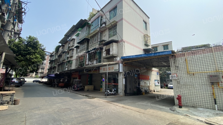 新达物业外景图