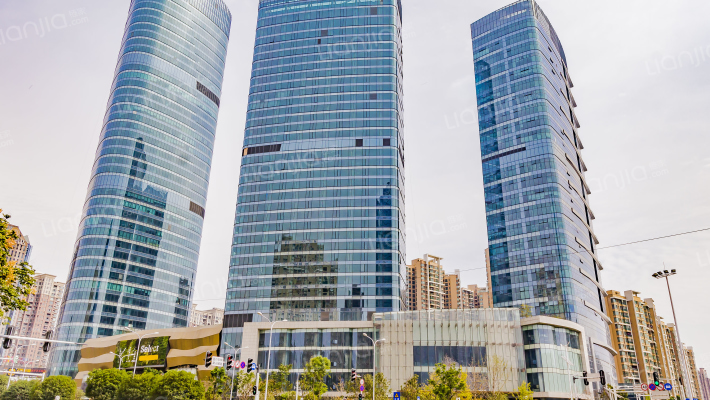 光谷新世界T+外景图