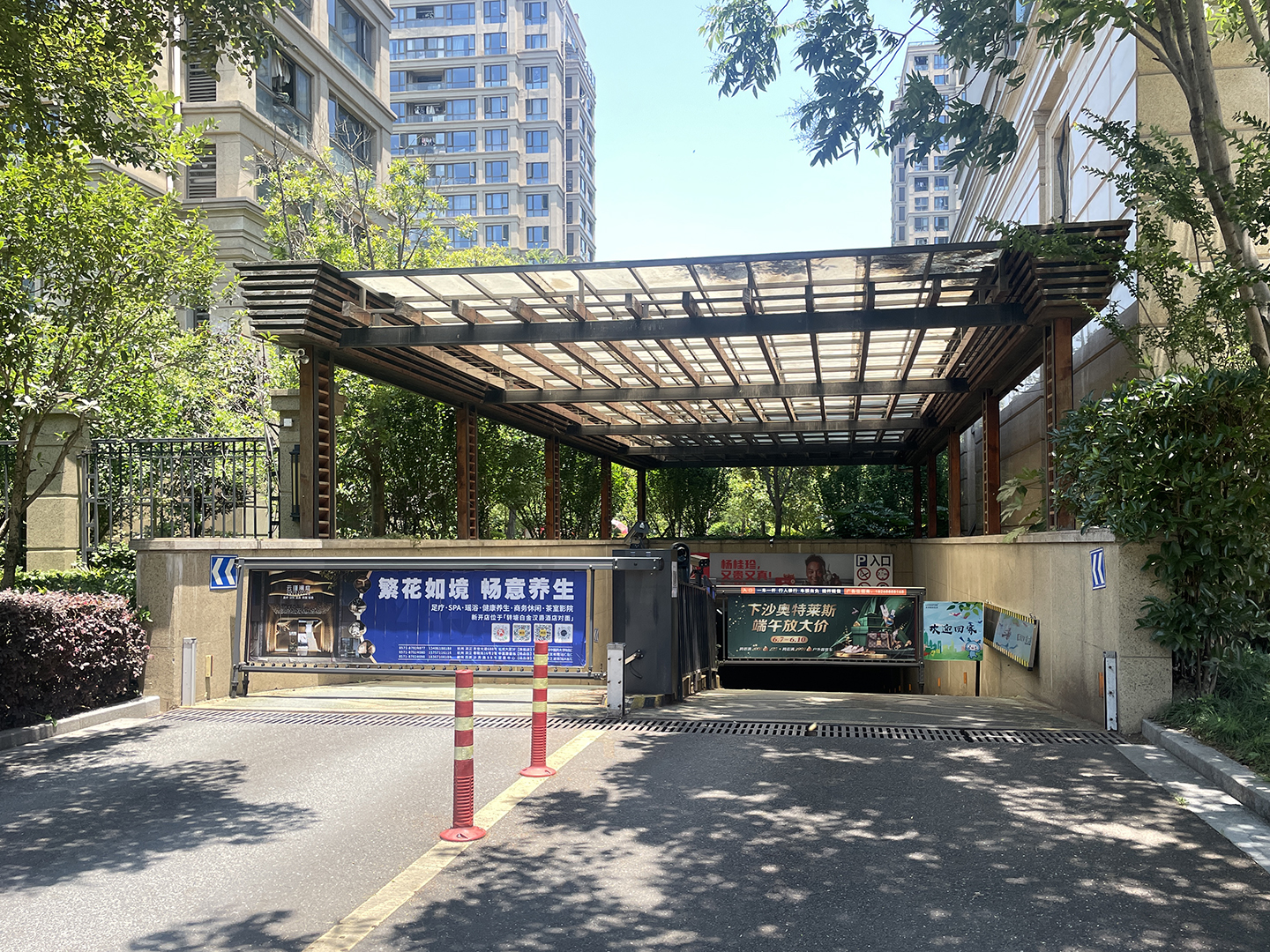 东方花城小区实景 12
