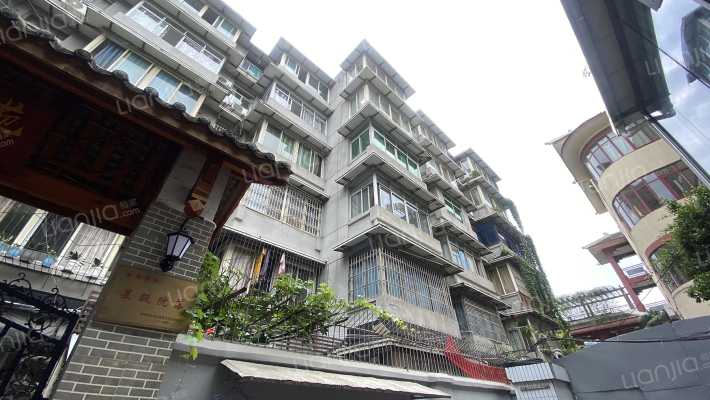 共和路5号院外景图