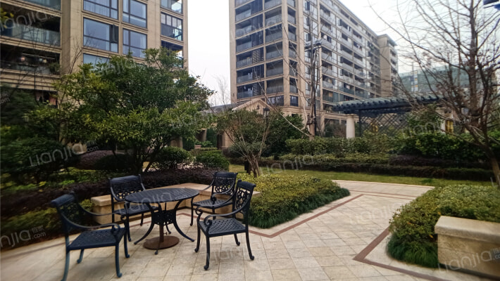 田园牧歌揽翠苑外景图