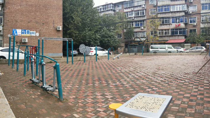 棉五生活区外景图