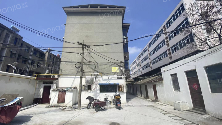 向阳路81号外景图