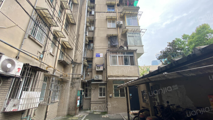 中山北路421号外景图