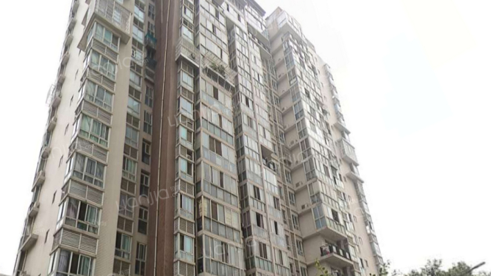 雅舍河畔外景图