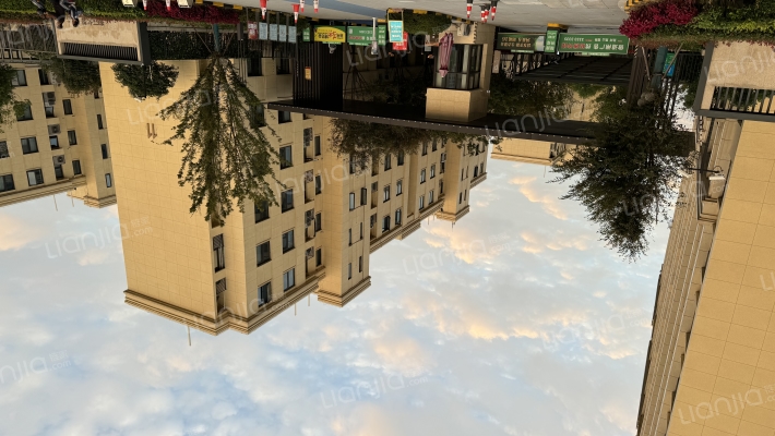 润元铭著雅苑外景图