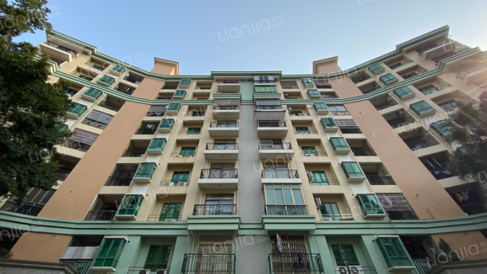 中山广场外景图