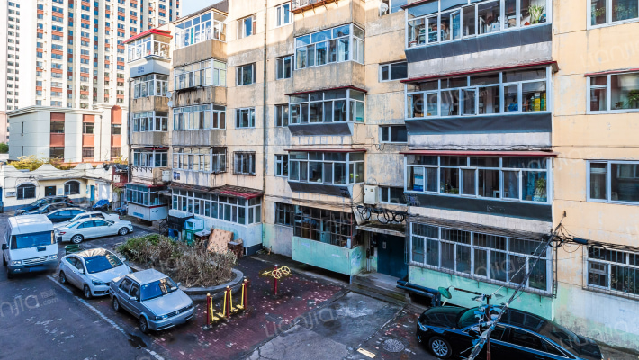 电影机械厂家属小区外景图