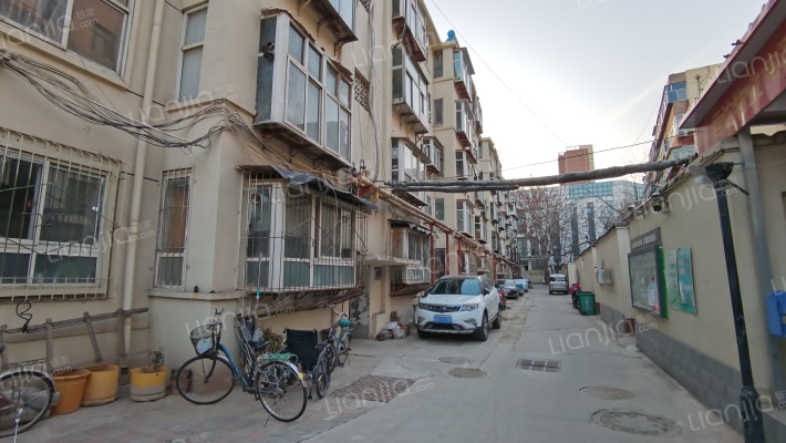 十中宿舍外景图