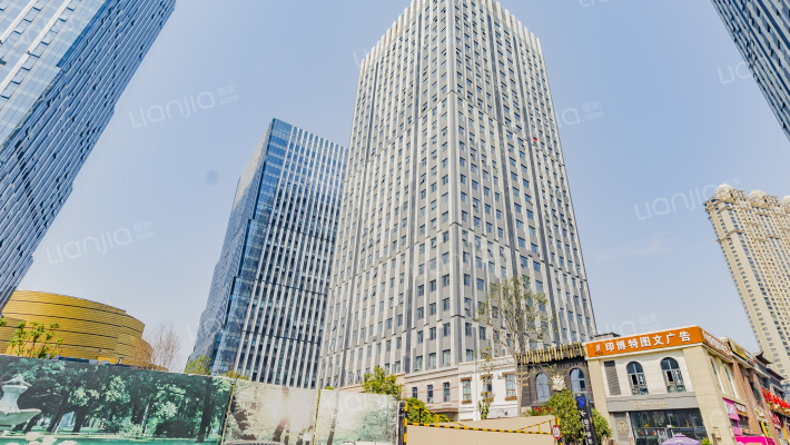 汉街总部国际万达尊写字楼外景图