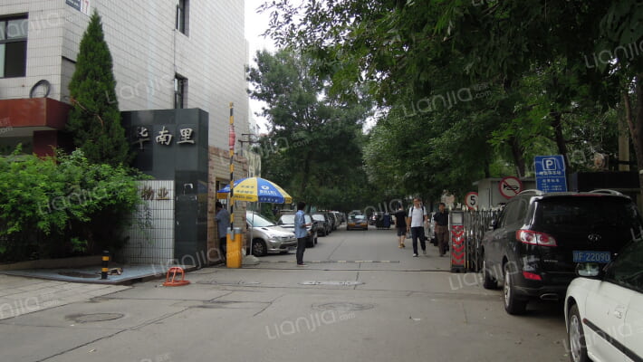 法华南里外景图