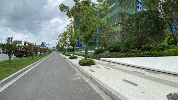 新华都汇中心外景图