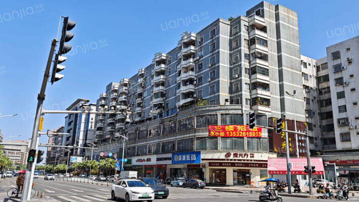 富怡物业外景图