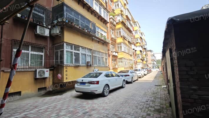 省水工局宿舍外景图