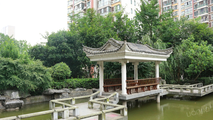 高鑫麓城外景图