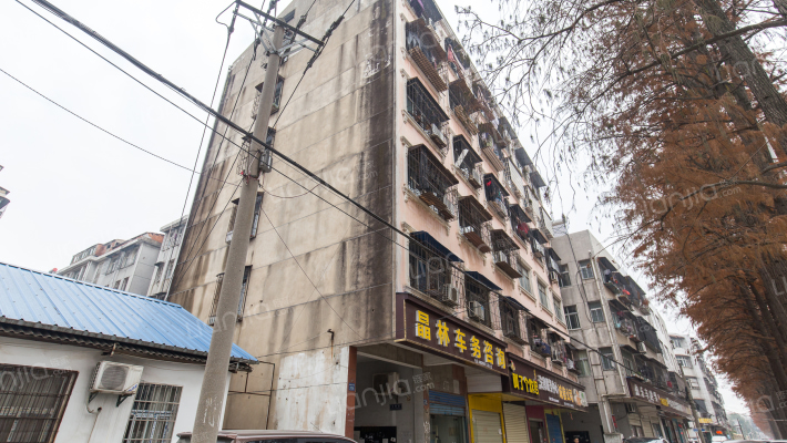 向阳大道204号外景图