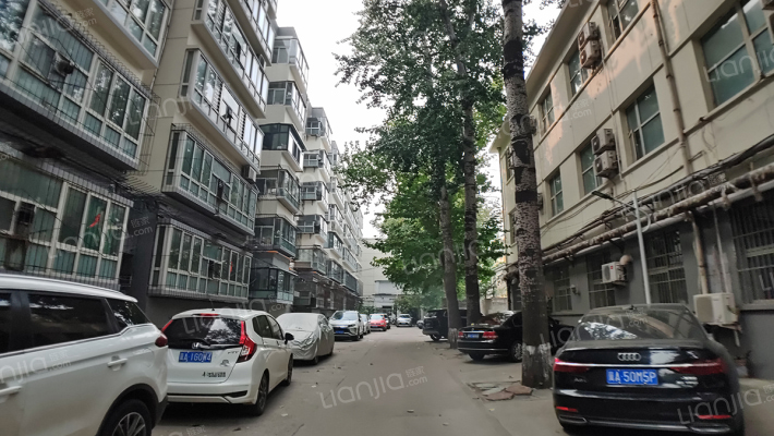 河北省化学工业研究院宿舍外景图