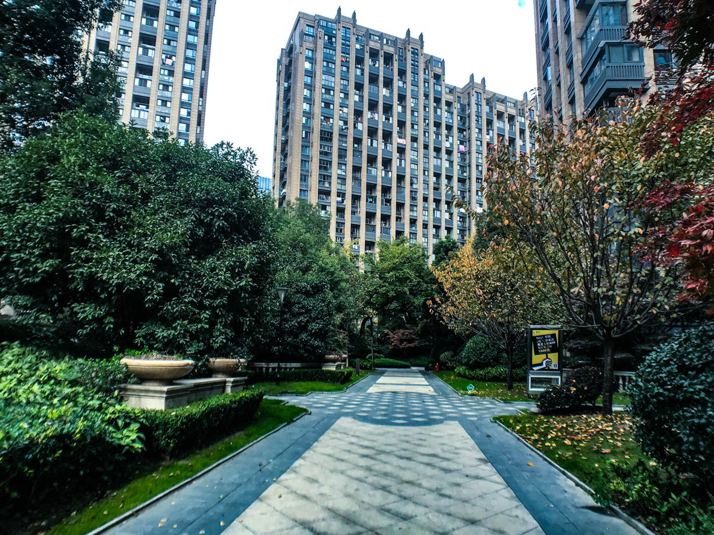 吉祥半岛小区实景 2