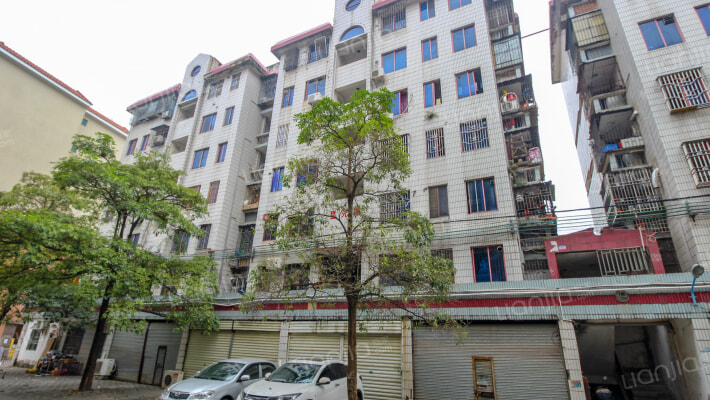 阳光花园外景图