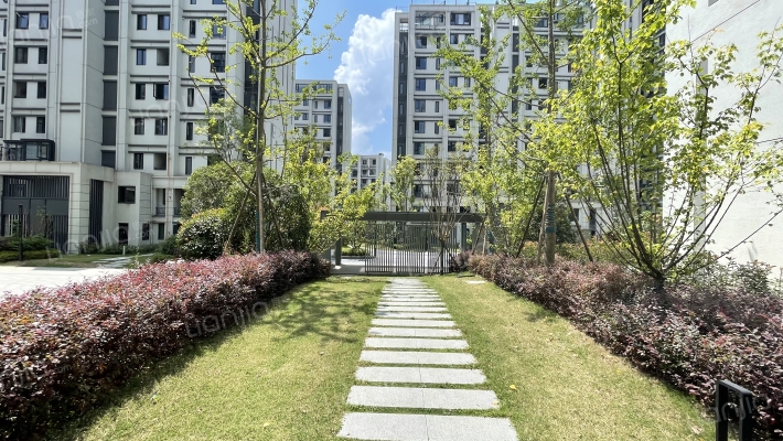 中梁壹号院外景图