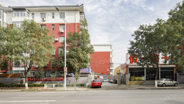 七一宿舍外景图