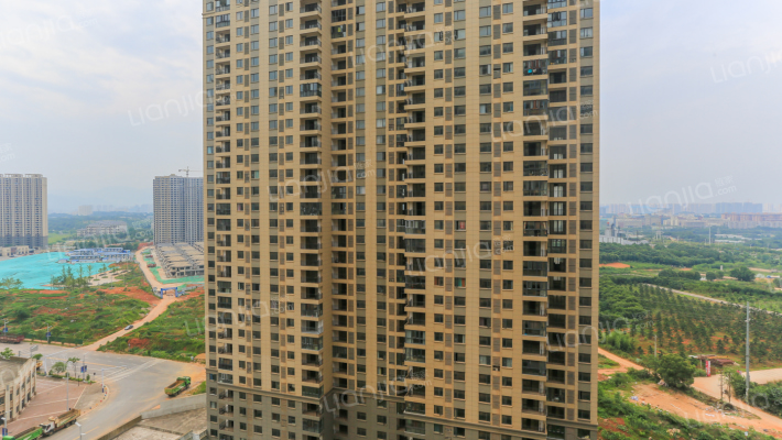 通源新建城外景图