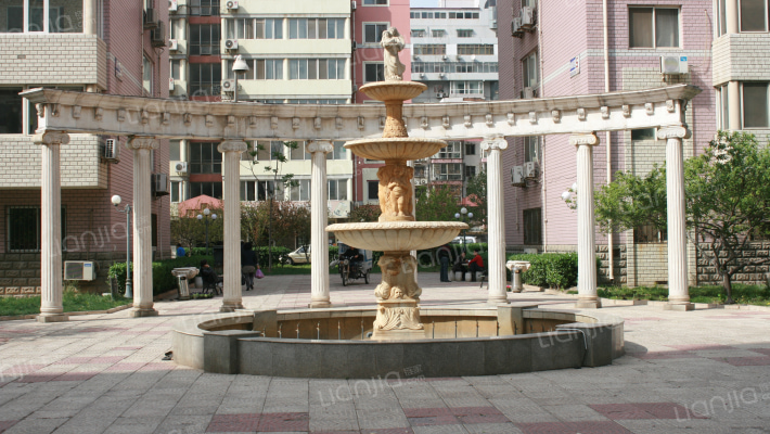 新城市花园外景图