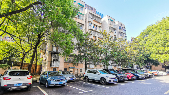 质量监督局宿舍外景图