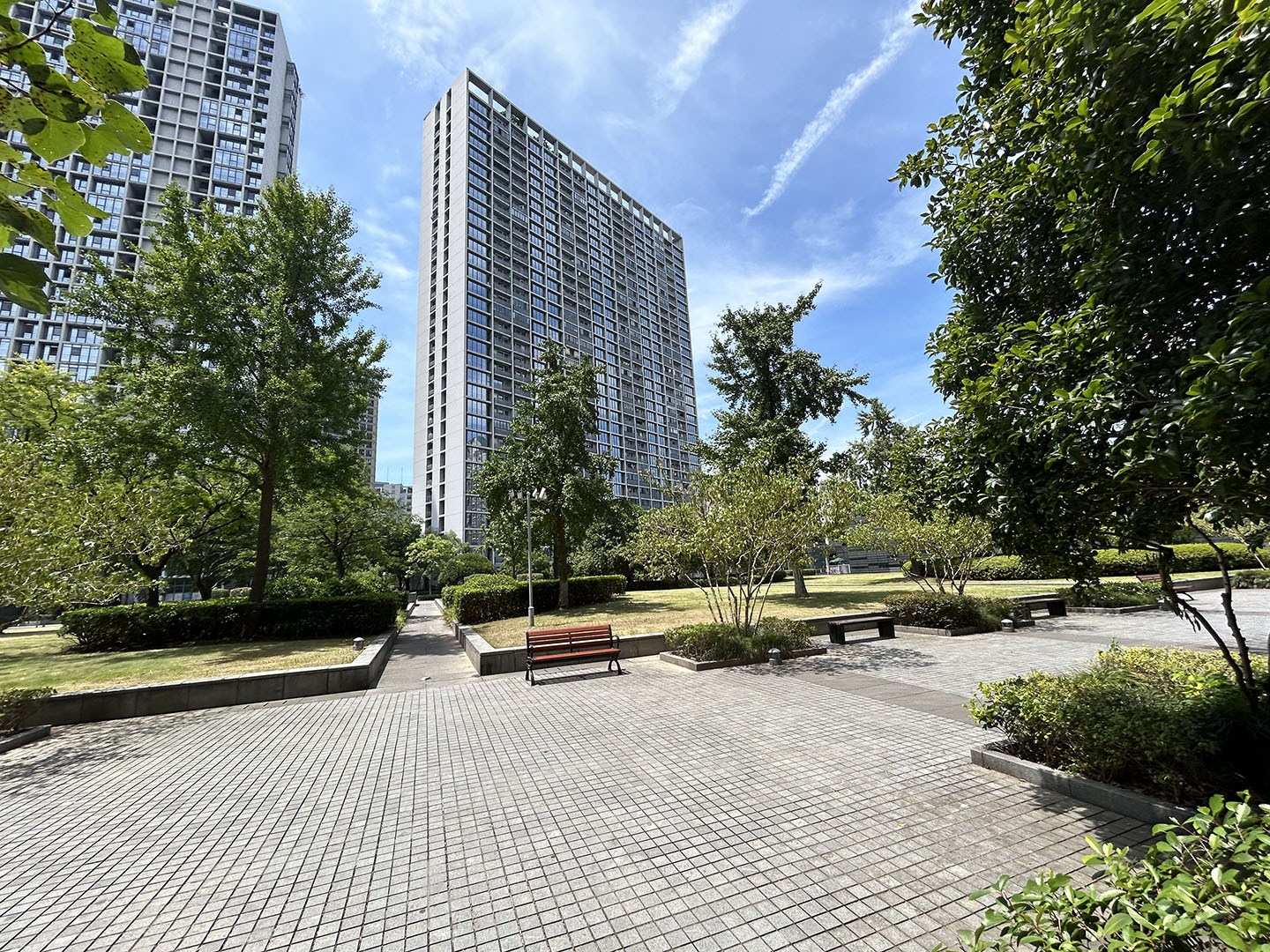 Beyond City compound photo 5