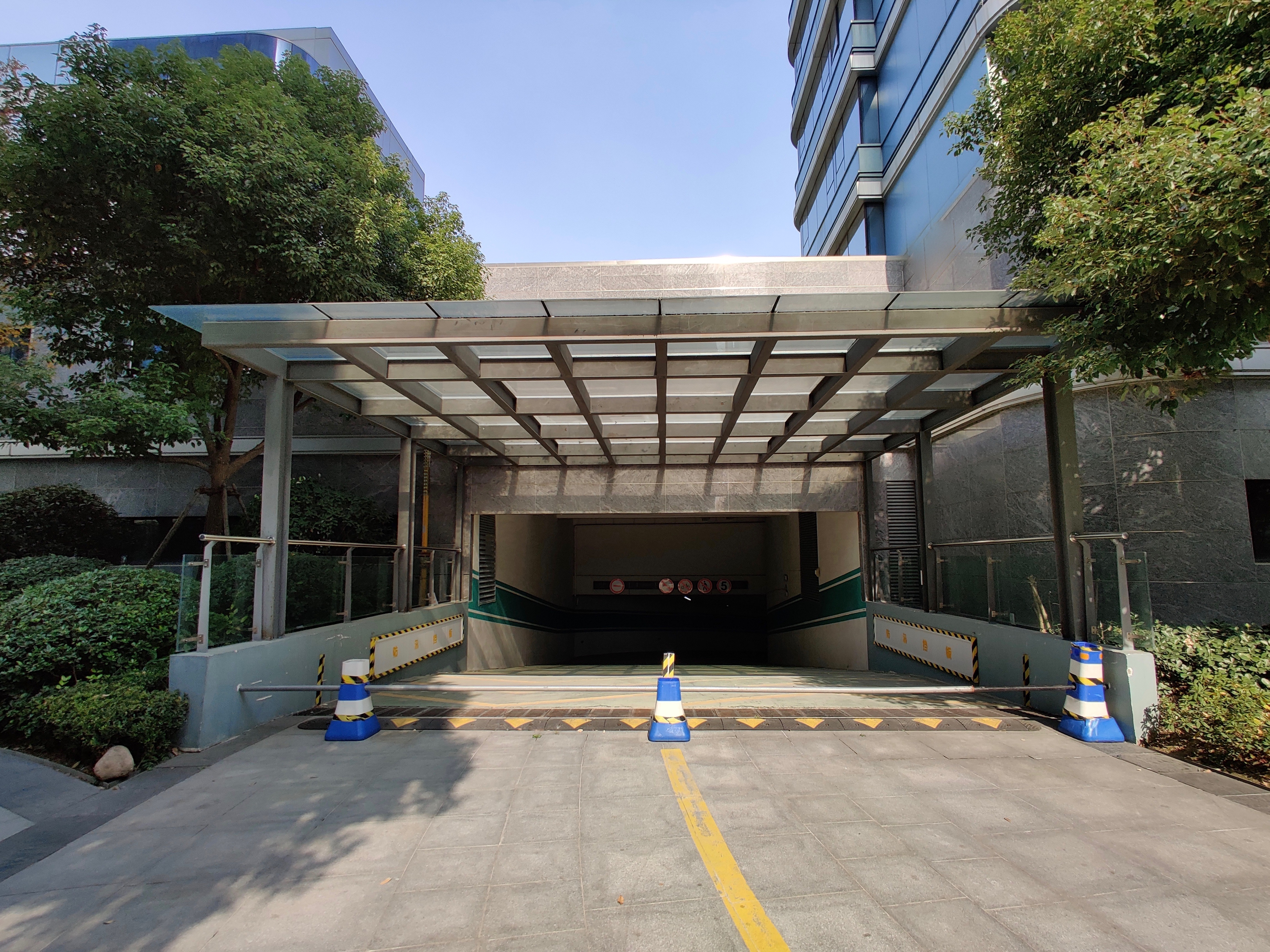 孔雀蓝轩小区实景 13