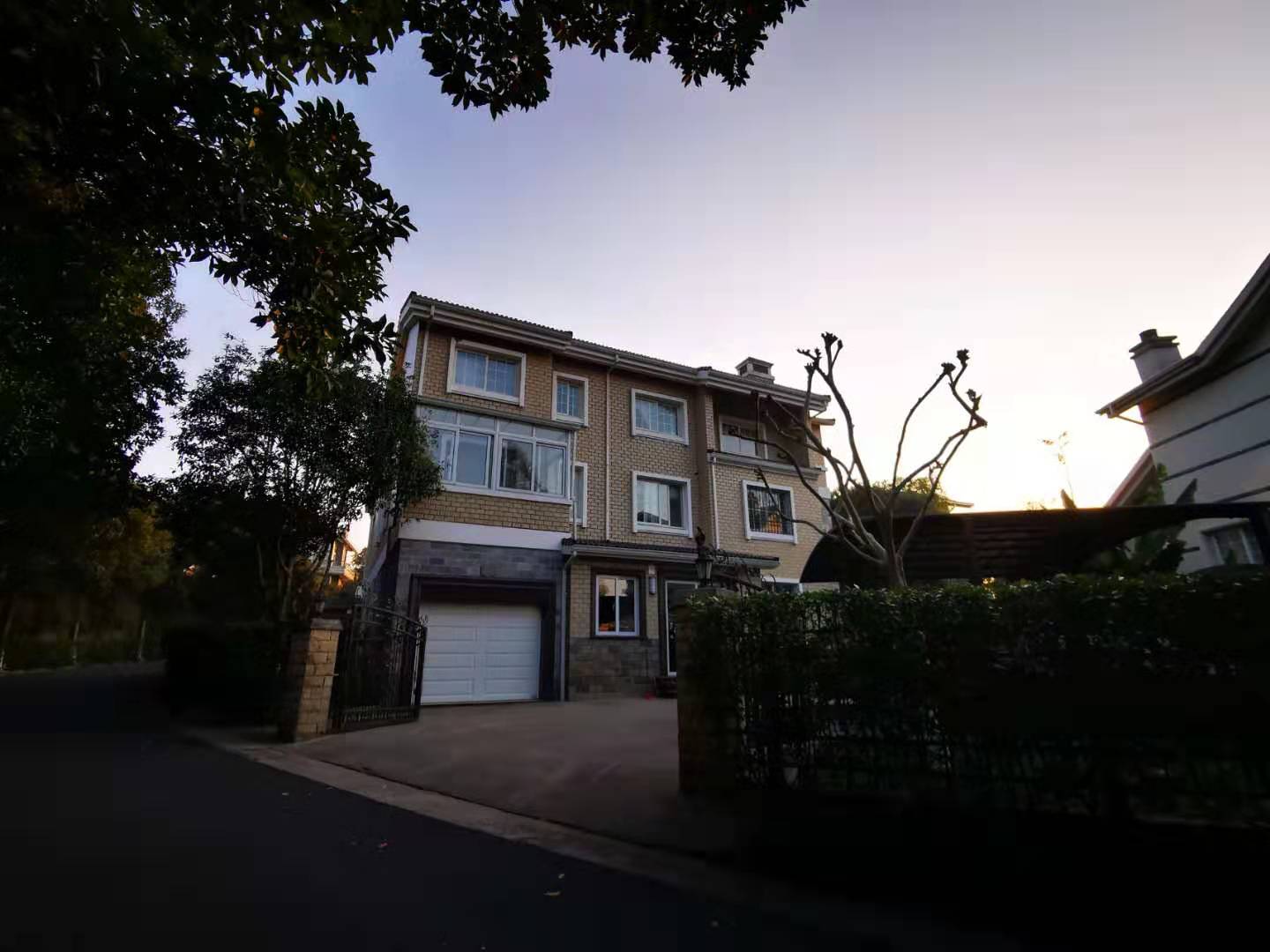 Jing Yue Bay compound photo 2