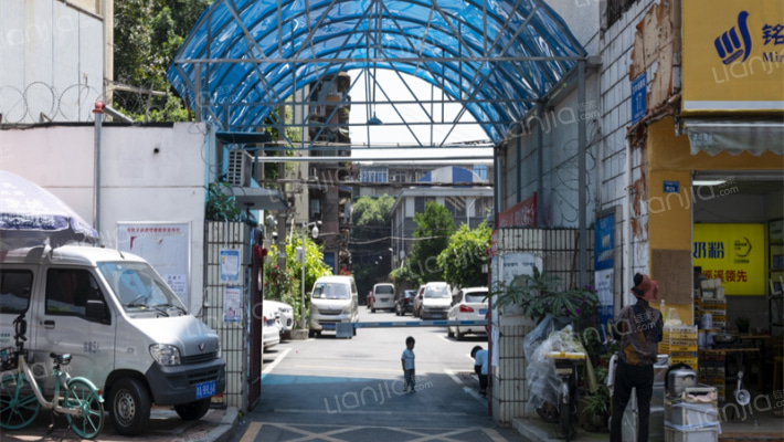 万年场横街17号外景图