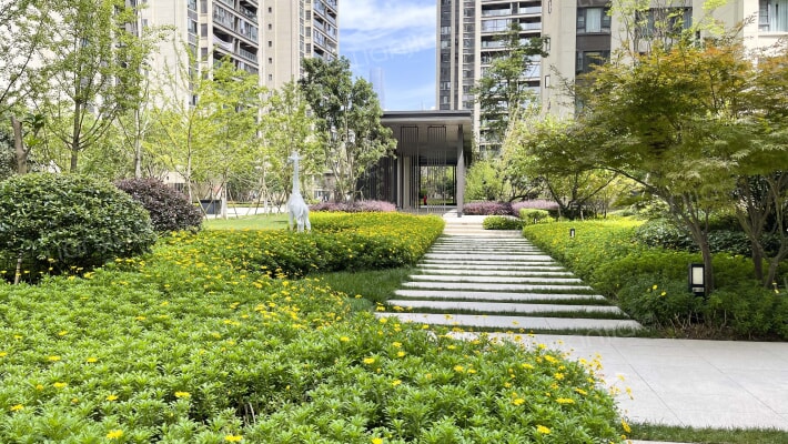 融创九樾府C区外景图