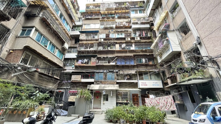 蔡家街18号外景图