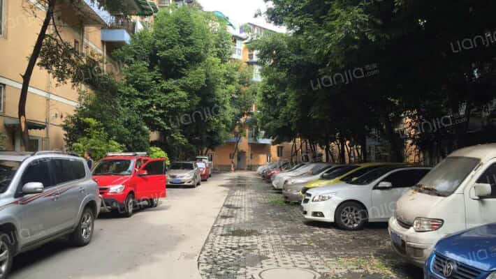 润新花园一期外景图