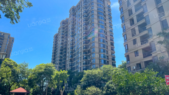 西文南苑外景图