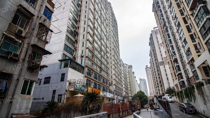 光谷创业街外景图