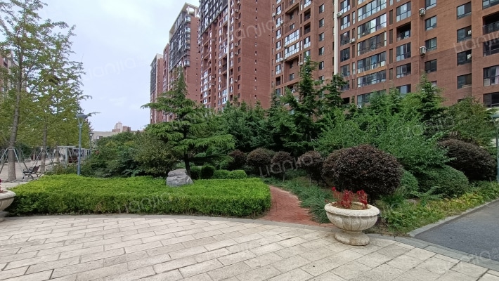 光伸卧龙港湾外景图