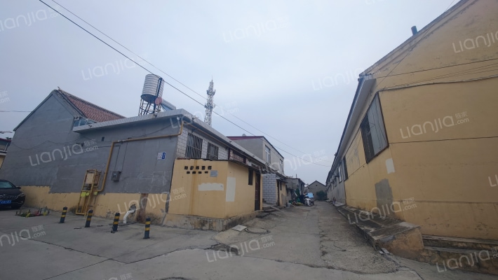 白马泉村外景图