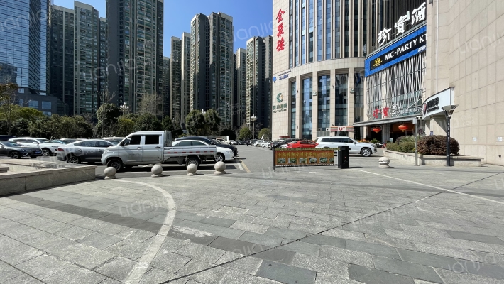 大唐东原财富广场外景图