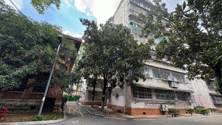 湖南大学友谊村外景图