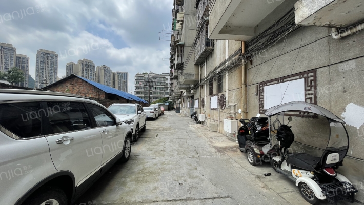 花溪大道北段422号外景图