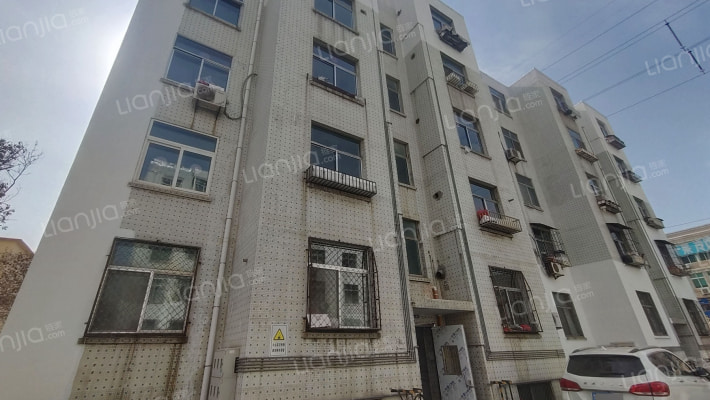 港湾新邨外景图