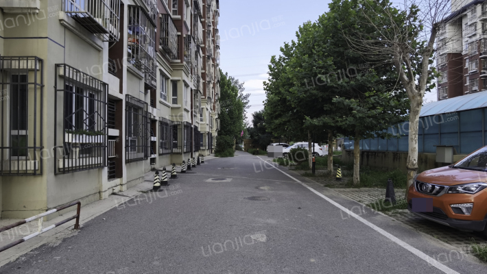 新于庄园外景图