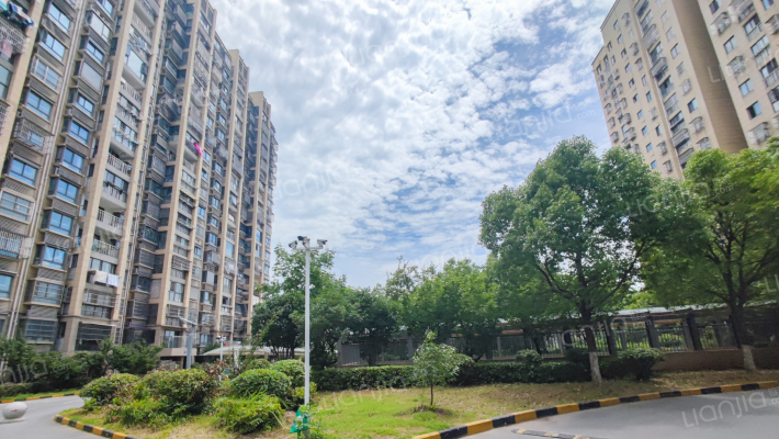 幸福佳苑外景图