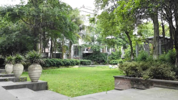 左岸花都外景图